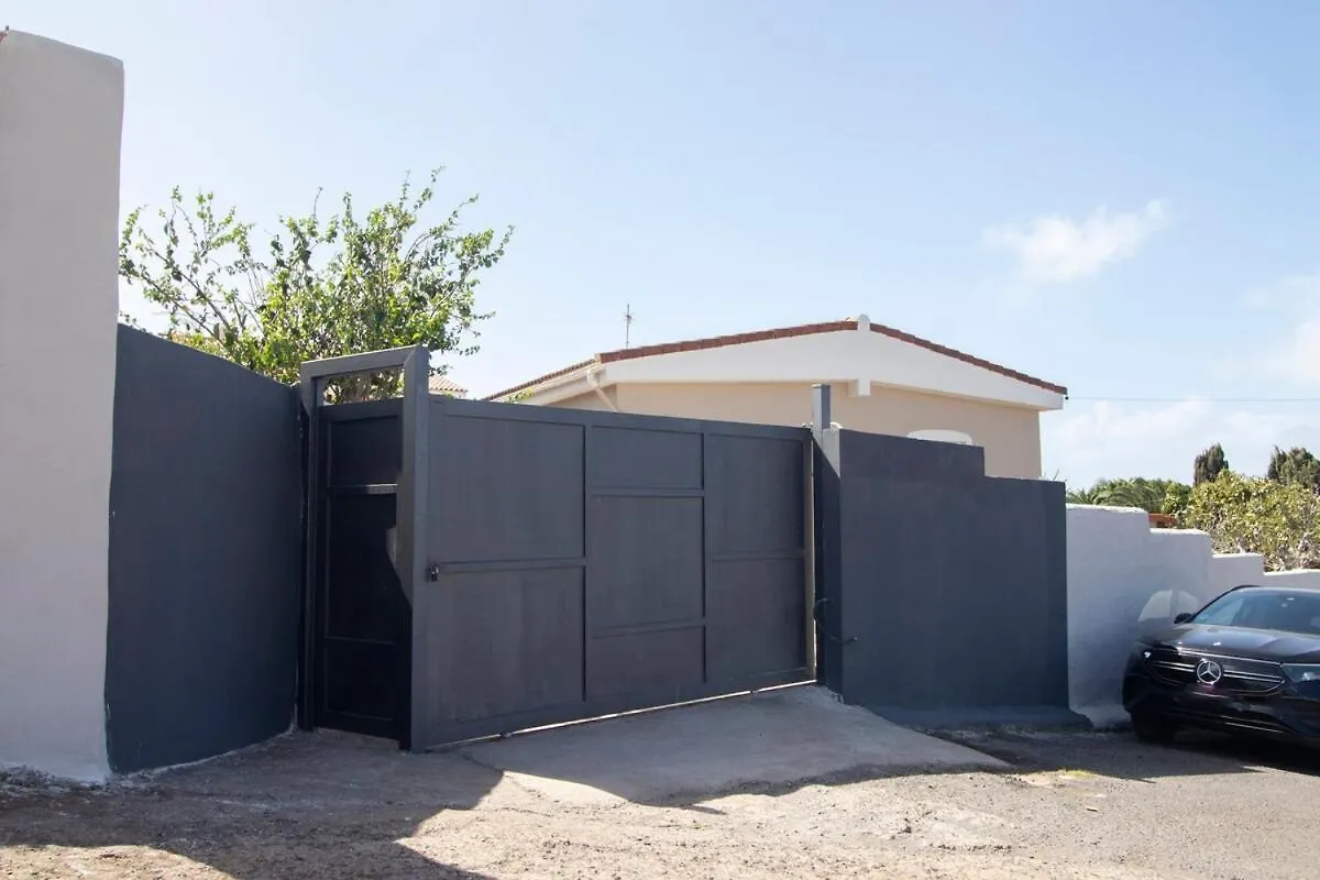 Villa De Lujo Con Jardin Privado Y Vistas Al Mar Tacoronte Feriehus