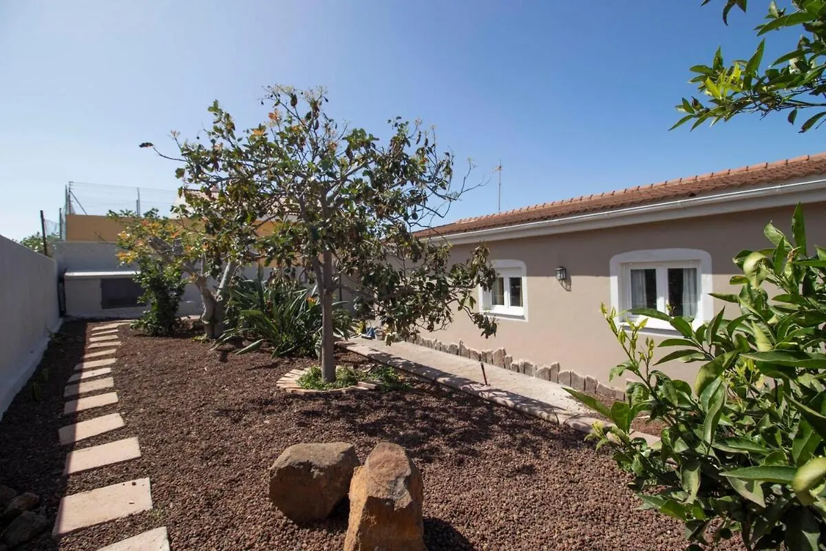 بيت للعطل Villa De Lujo Con Jardin Privado Y Vistas Al Mar تاكورونتي إسبانيا