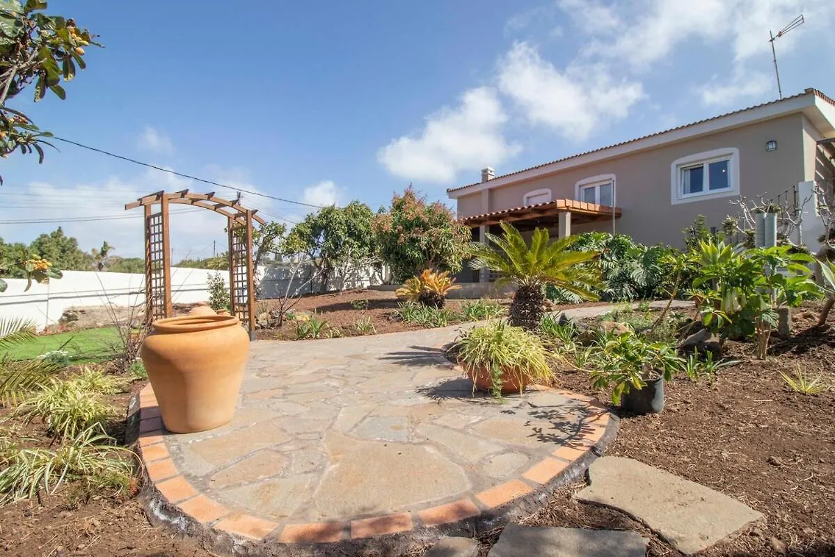 Villa De Lujo Con Jardin Privado Y Vistas Al Mar تاكورونتي